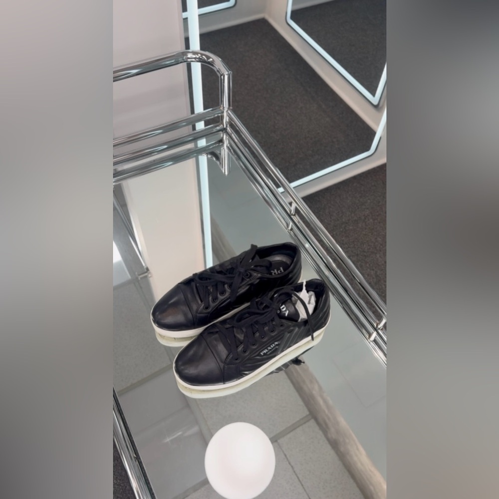 Prada Sneaker - Picture 2 of 6